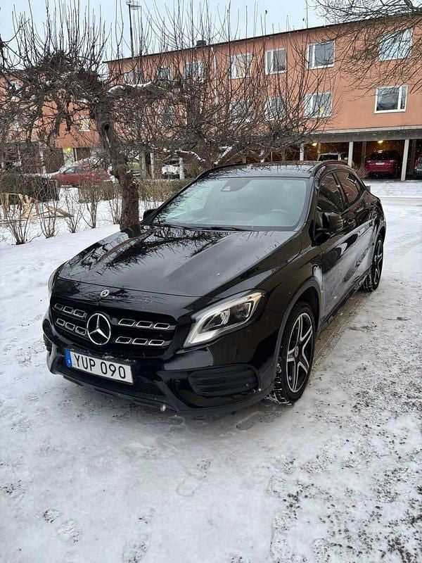 Begagnad Mercedes GLA180 122 HK (89 kW) 2019 SUV