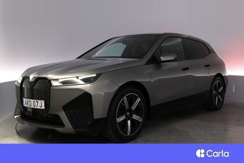 Begagnad 2023 BMW iX Sport Line SUV | 534 900 kr - Bild 1/4