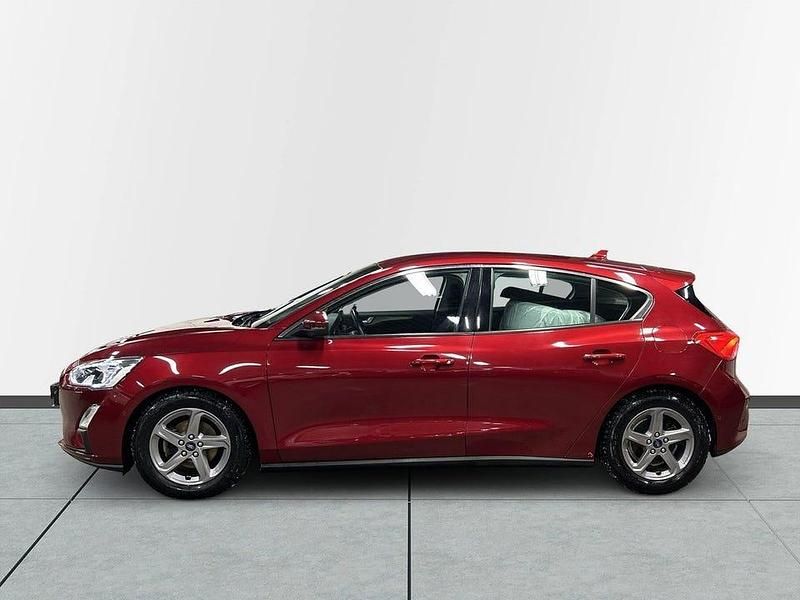 Begagnad Ford Focus Titanium 125 HK (91 kW) 2018 Röd