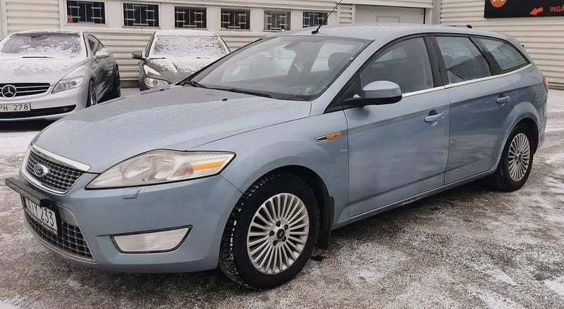 Blå Begagnad 2008 Ford Mondeo Titanium Kombi | 32 900 kr (Marknadspris) - Bild 1/4