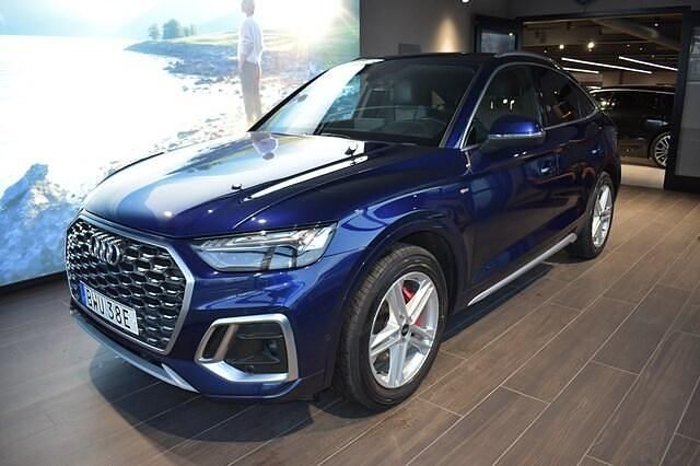Blå Begagnad 2023 Audi Q5 Sportback S-Line SUV | 549 000 kr (Marknadspris) - Bild 1/4