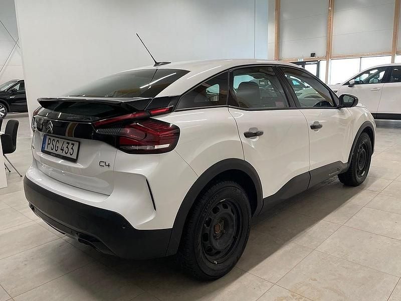 Begagnad Citroën C4 Feel 131 HK (96 kW) 2021 Vit Halvkombi