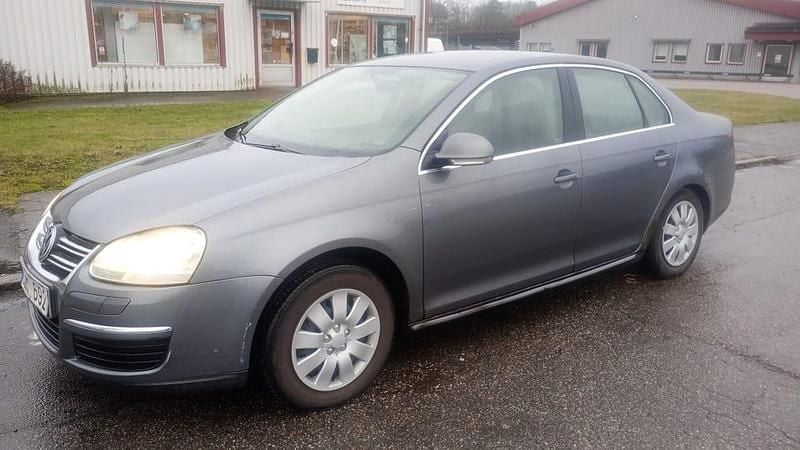 Begagnad 2006 VW Jetta Sedan | 20 000 kr - Bild 1/4