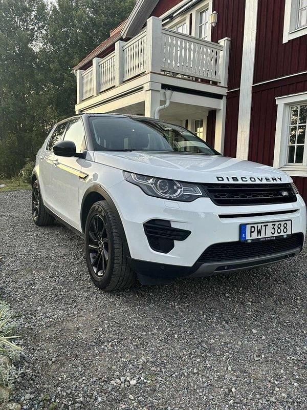 Vit Begagnad 2017 Land Rover Discovery Sport Black Edition SUV | 220 000 kr (Marknadspris) - Bild 1/4