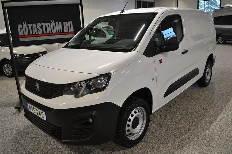 Vit Begagnad 2019 Peugeot Partner Minibuss | 175 000 kr (Marknadspris) - Bild 1/4