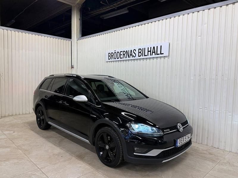 Svart Begagnad 2016 VW Golf Alltrack Kombi | 144 900 kr (Bra pris) - Bild 1/4