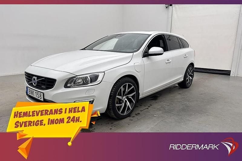 Begagnad Volvo V60 R-Design Summum 215 HK (158 kW) 2014 Vit Kombi