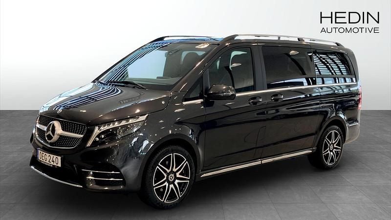 Begagnad 2024 Mercedes V300 Avantgarde Minibuss | 647 920 kr - Bild 1/4