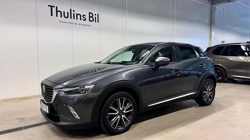 Grå Begagnad 2016 Mazda CX-3 Optimum SUV | 159 900 kr (Lite dyr) - Bild 1/4