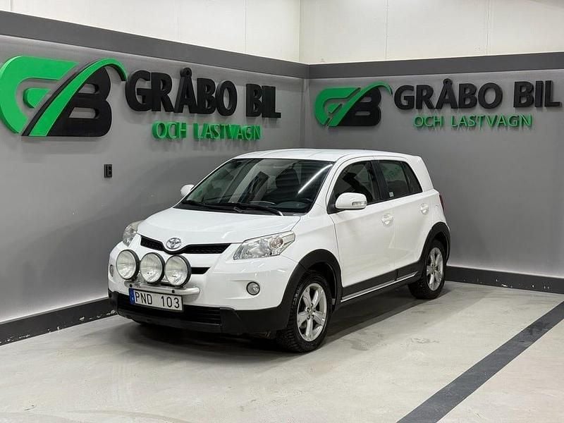 Vit Begagnad 2010 Toyota Urban Cruiser SUV | 74 900 kr (Marknadspris) - Bild 1/4