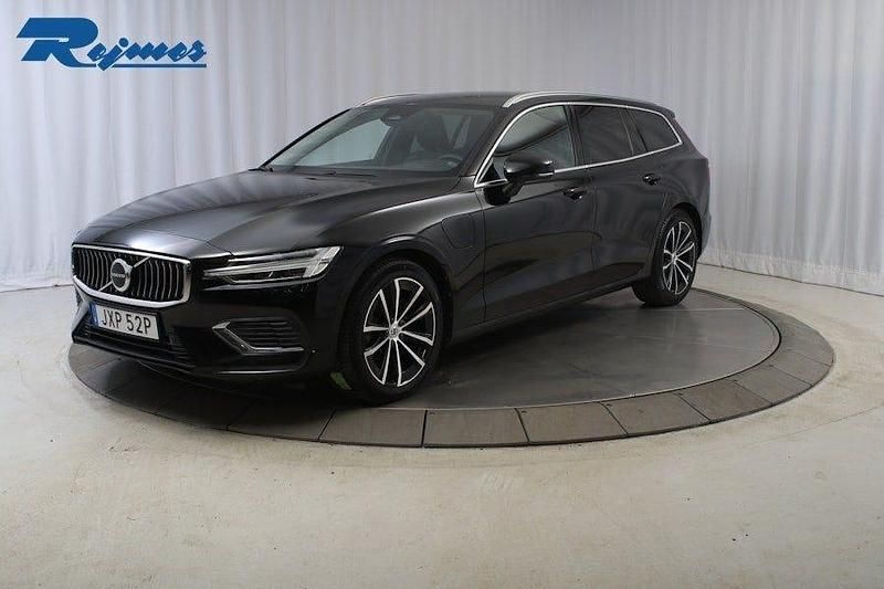 Svart Begagnad 2023 Volvo V60 Plus Kombi | 399 900 kr (Lite dyr) - Bild 1/4