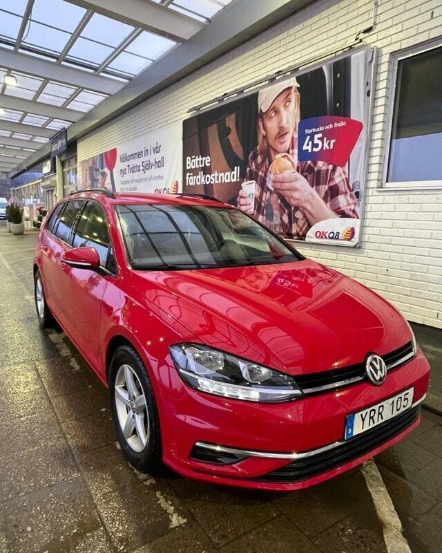 Röd Begagnad 2018 VW Golf VII Kombi | 150 000 kr (Marknadspris) - Bild 1/3