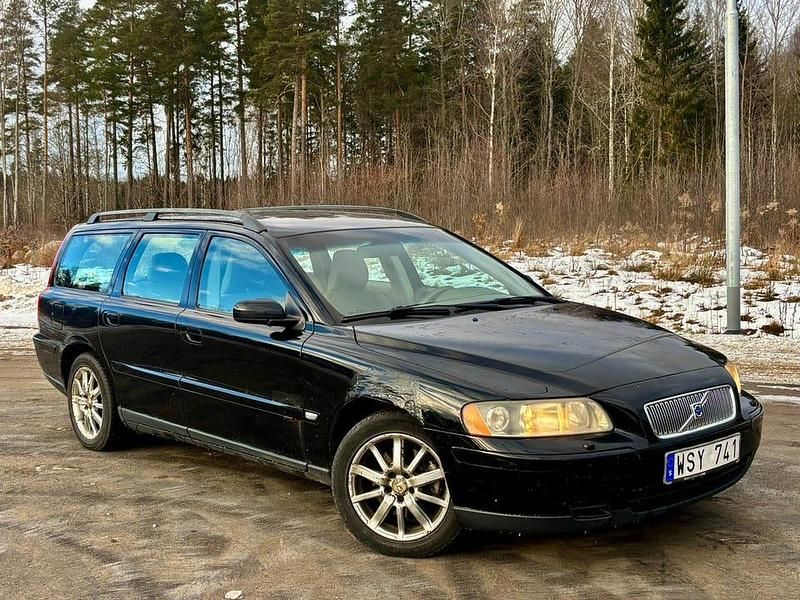 Begagnad 2005 Volvo V70 210 HK Kombi 59147 Motala F retag 16 500 Begagnad 2005 Volvo V70 210 HK Kombi 59147 Motala F retag 16 500