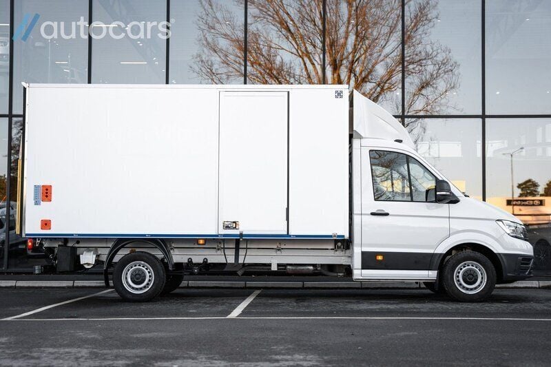 Vit Begagnad 2023 VW Crafter Van | 598 750 kr (Dyr) - Bild 1/4