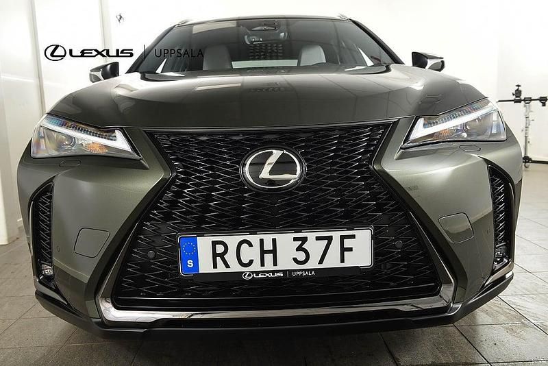 Ny Lexus UX 2025 Grön SUV