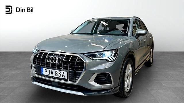 Chronosgrå metallic Begagnad 2024 Audi Q3 Proline SUV | 339 000 kr (Marknadspris) - Bild 1/4