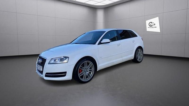 Begagnad Audi A3 Attraction 105 HK (77 kW) 2013 Vit