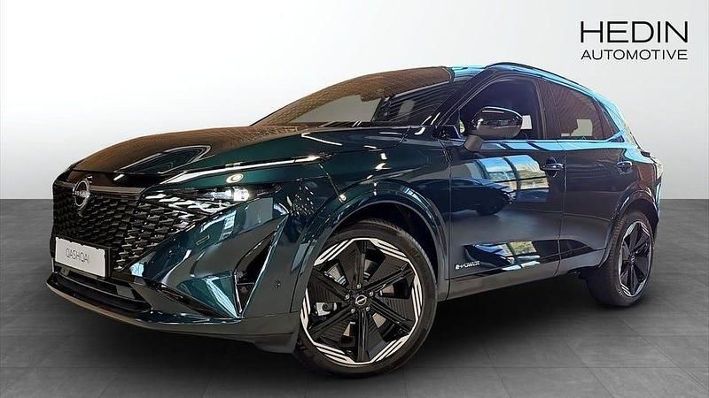 Grön Ny 2025 Nissan Qashqai SUV | 424 300 kr (Dyr) - Bild 1/4
