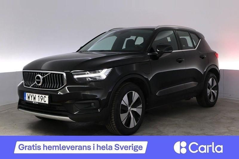 Svart Begagnad 2021 Volvo XC40 Momentum SUV | 275 990 kr (Bra pris) - Bild 1/2