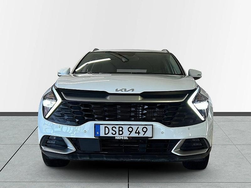 Begagnad Kia Sportage 179 HK (131 kW) 2022 Vit SUV