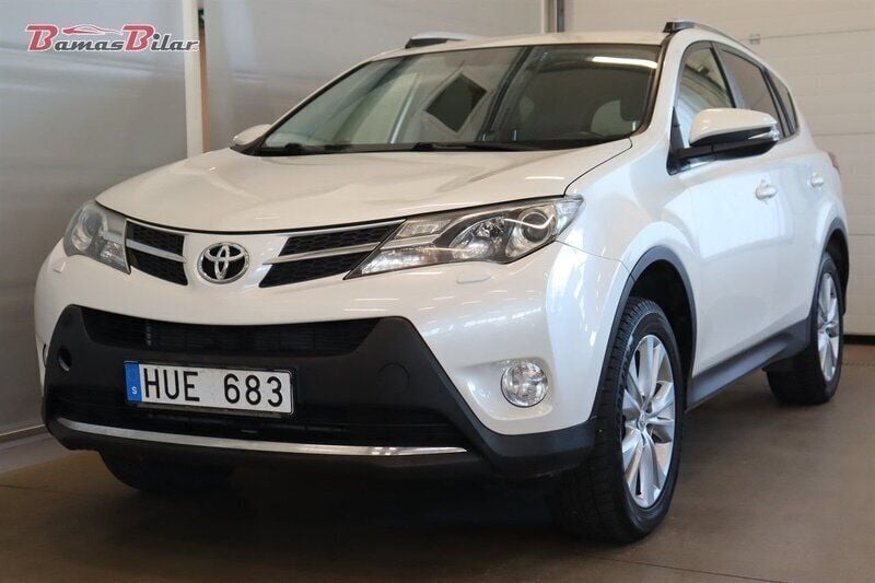 Vit Begagnad 2013 Toyota RAV4 Multidrive S SUV | 139 000 kr (Lite dyr) - Bild 1/4