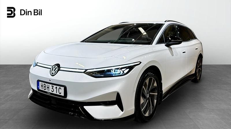Vit Begagnad 2024 VW ID.7 Comfortline Kombi | 474 900 kr (Bra pris) - Bild 1/4