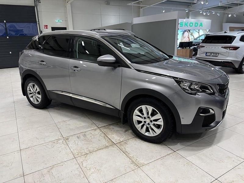 Begagnad Peugeot 3008 132 HK (97 kW) 2018 Grå SUV
