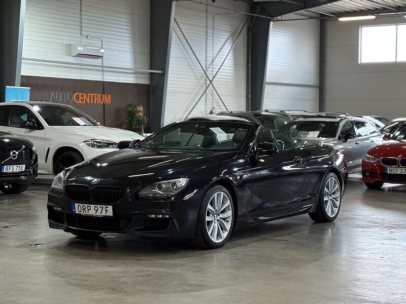 Svart Begagnad 2014 BMW 640 Cabriolet M Sport Cab | 239 900 kr - Bild 1/4