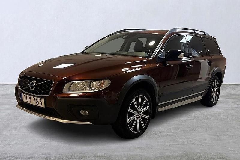 Brun Begagnad 2015 Volvo XC70 Standard SUV | 229 900 kr (Dyr) - Bild 1/4