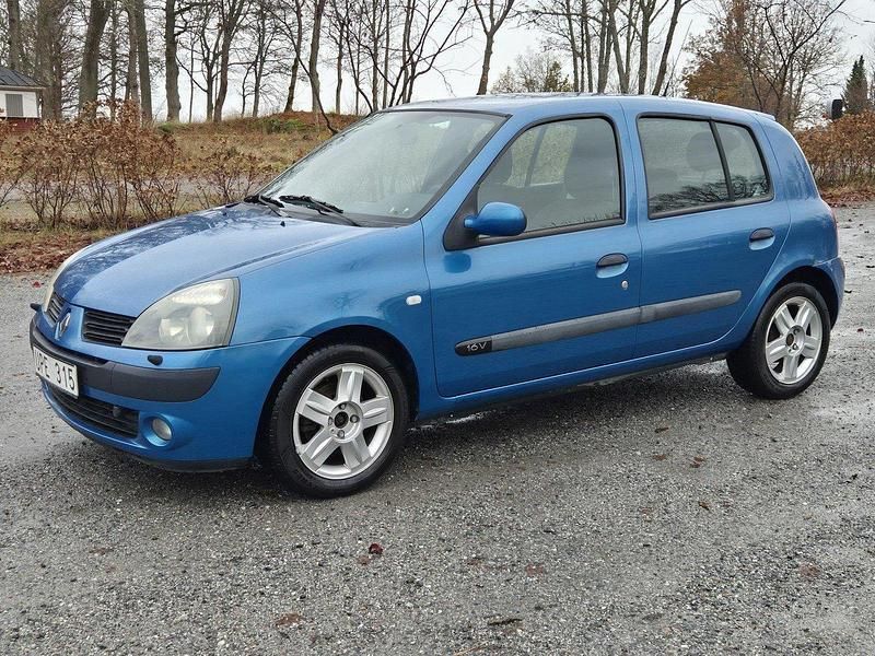 Blå Begagnad 2004 Renault Clio II Halvkombi | 14 500 kr (Bra pris) - Bild 1/4
