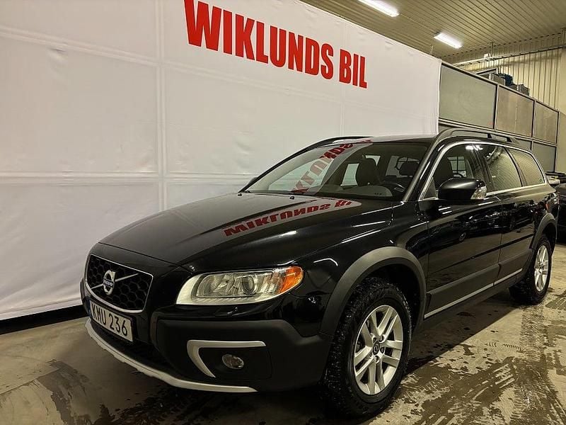 Begagnad Volvo XC70 Summum 181 HK (133 kW) 2014 Svart Kombi