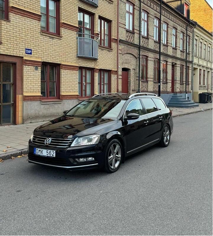 Svart Begagnad 2013 VW Passat GT Kombi | 89 000 kr (Marknadspris) - Bild 1/4