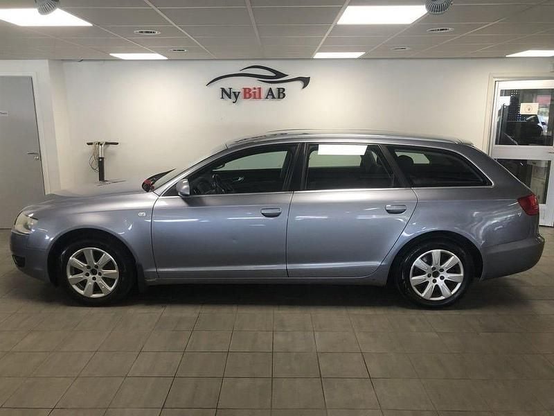 Begagnad Audi A6 Proline 170 HK (125 kW) 2006 Silver Kombi