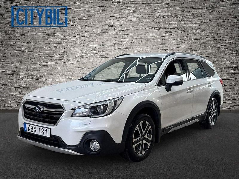 Vit Begagnad 2018 Subaru Outback Active SUV | 229 900 kr (Marknadspris) - Bild 1/4