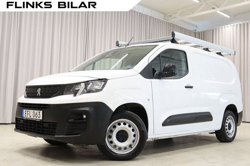 Vit Begagnad 2022 Peugeot Partner Minibuss | 249 900 kr (Dyr) - Bild 1/4