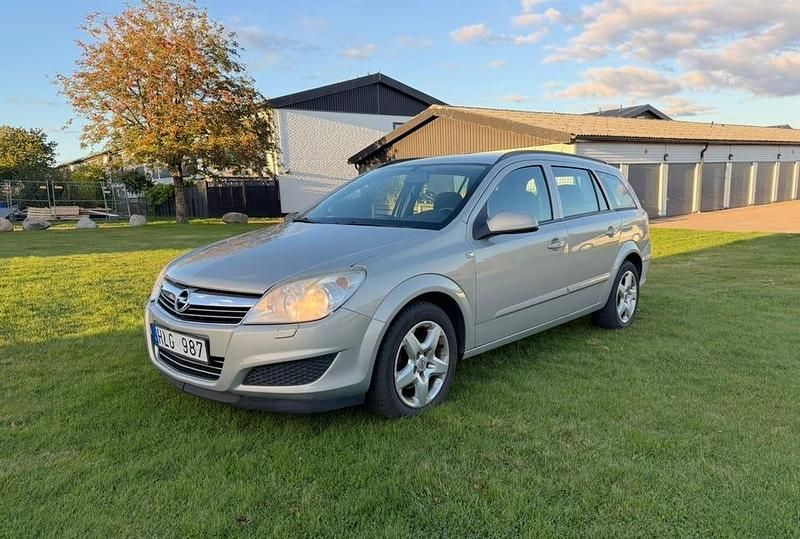 Begagnad 2009 Opel Astra Kombi | 13 900 kr (Marknadspris) - Bild 1/4