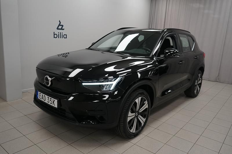 Svart Begagnad 2022 Volvo XC40 Single Motor SUV | 334 900 kr (Marknadspris) - Bild 1/3