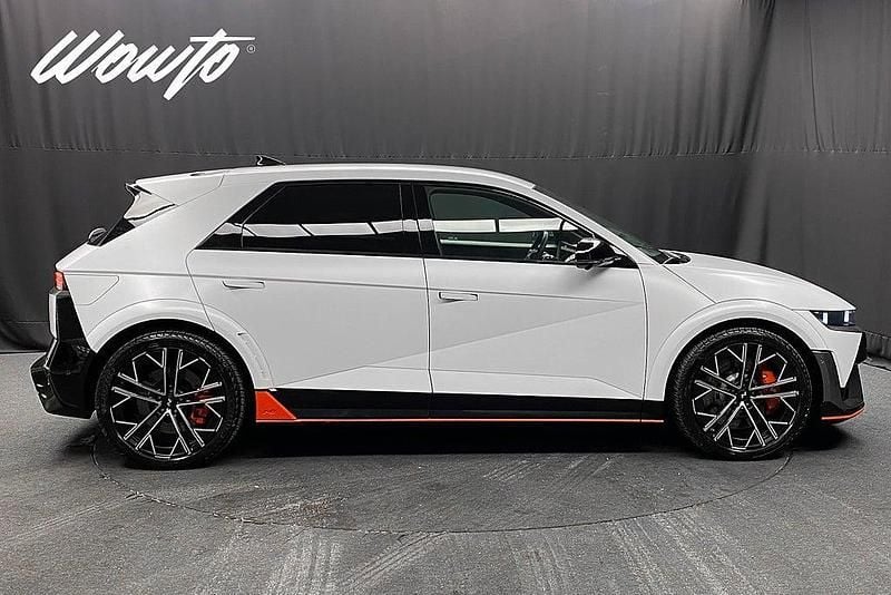 Begagnad Hyundai Ioniq 5 478 kW (650 HK) 2024 Vit SUV