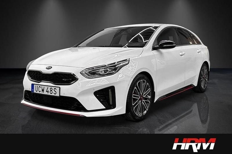 Vit Begagnad 2019 Kia ProCeed GT Halvkombi | 219 900 kr (Marknadspris) - Bild 1/4