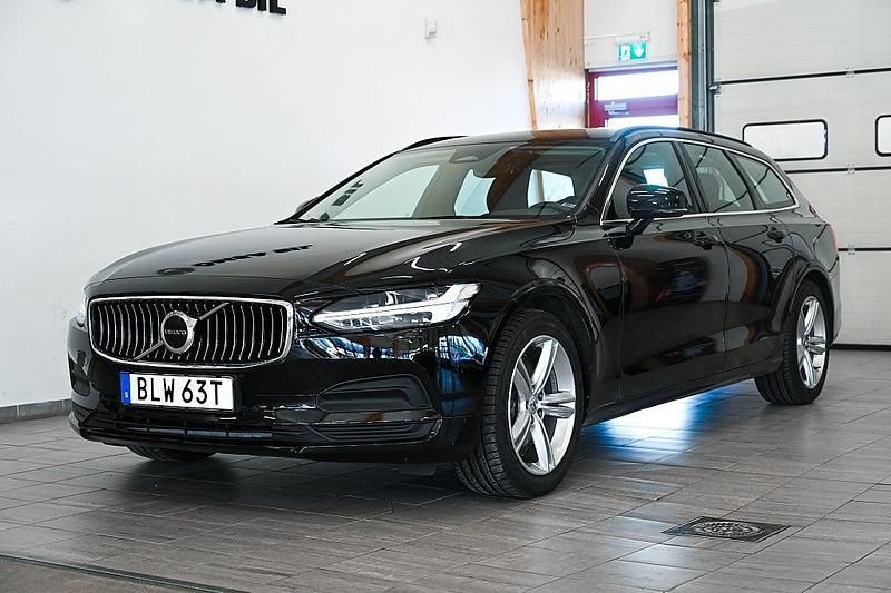 Begagnad Volvo V90 SE 198 HK (145 kW) 2021 Svart Kombi
