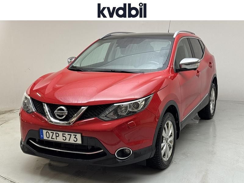 Röd Begagnad 2016 Nissan Qashqai SUV | 139 000 kr (Marknadspris) - Bild 1/3