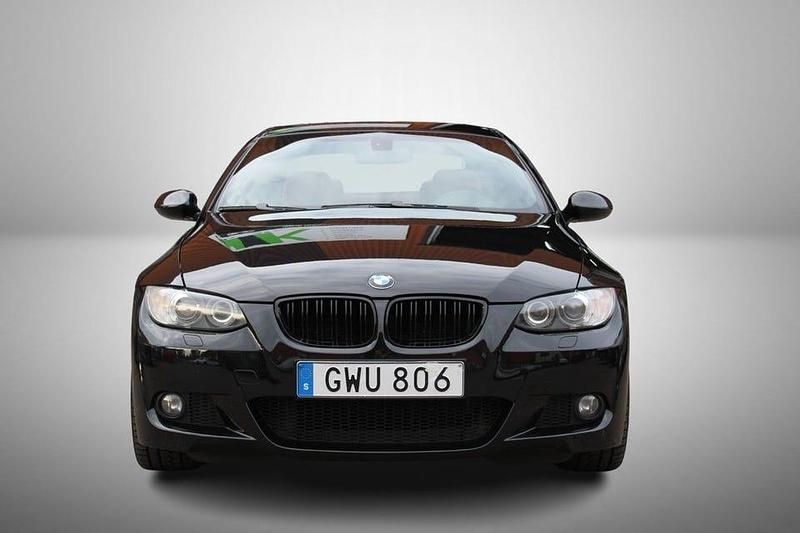 Begagnad BMW 325 Comfort Edition 218 HK (160 kW) 2008 Svart Sportkupé