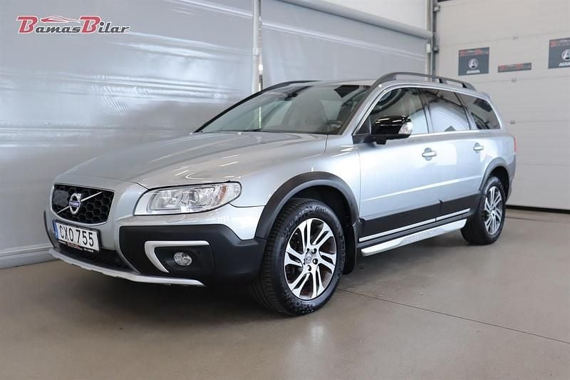 Silver Begagnad 2015 Volvo XC70 Executive SUV | 169 000 kr (Superpris) - Bild 1/4