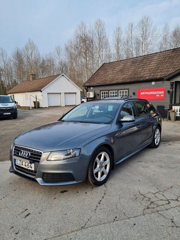Grå Begagnad 2011 Audi A4 Proline Kombi | 79 000 kr (Marknadspris) - Bild 1/4