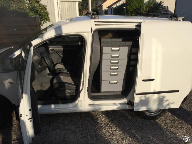 Såld vw caddy dubbla sidodörrar,ve., begagnad 2011, 10.500 mil i ...