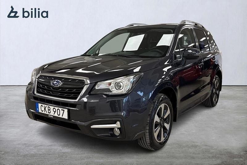 Grå Begagnad 2017 Subaru Forester SUV | 224 900 kr (Marknadspris) - Bild 1/3
