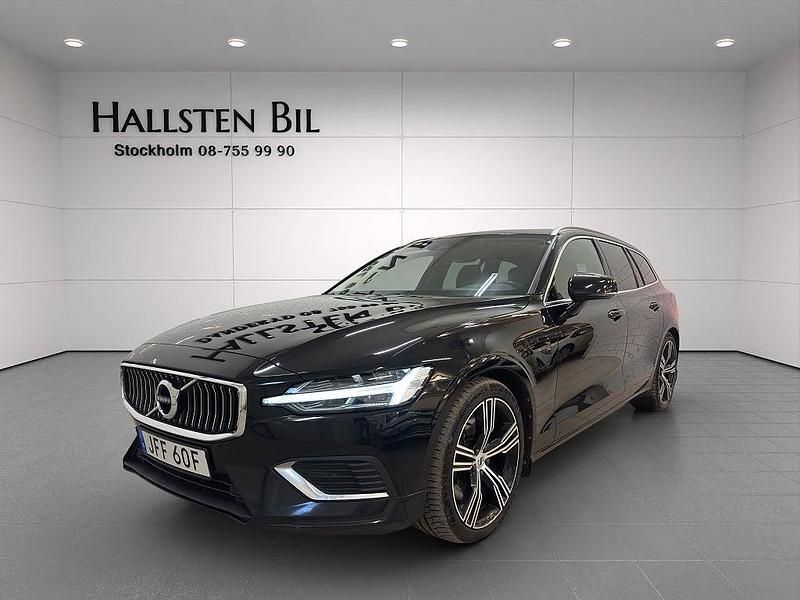 Begagnad Volvo V60 Inscription 253 HK (186 kW) 2020 Svart Kombi