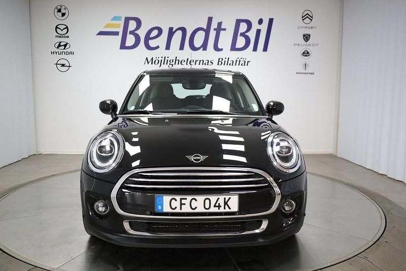 Begagnad Mini Cooper 136 HK (100 kW) 2020 Svart Halvkombi