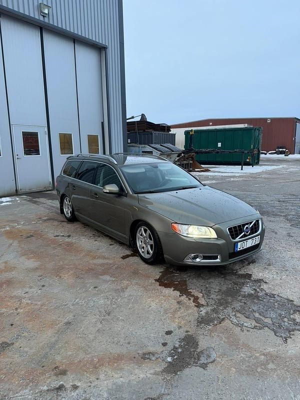Begagnad Volvo V70 163 HK (119 kW) 2011 Kombi