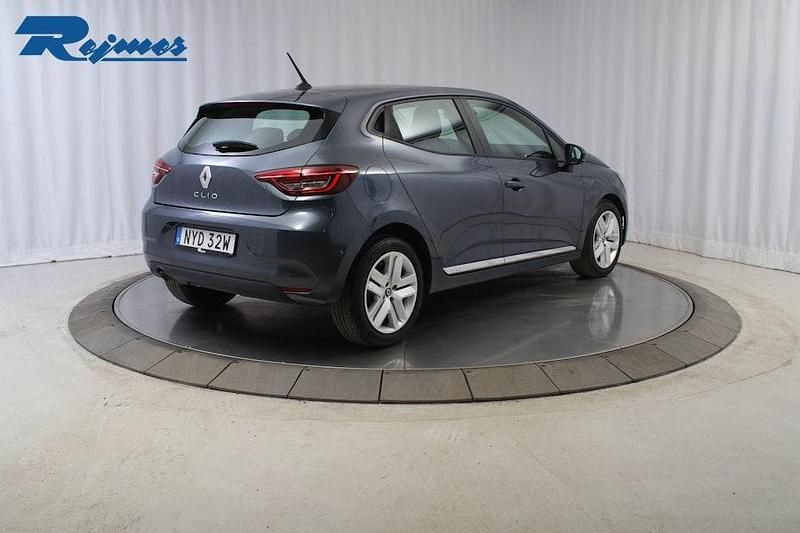 Begagnad Renault Clio V Zen 91 HK (66 kW) 2022 Grå titanium kpn met Halvkombi